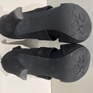 Pedro Garcia open toe platform Booties size 38.5